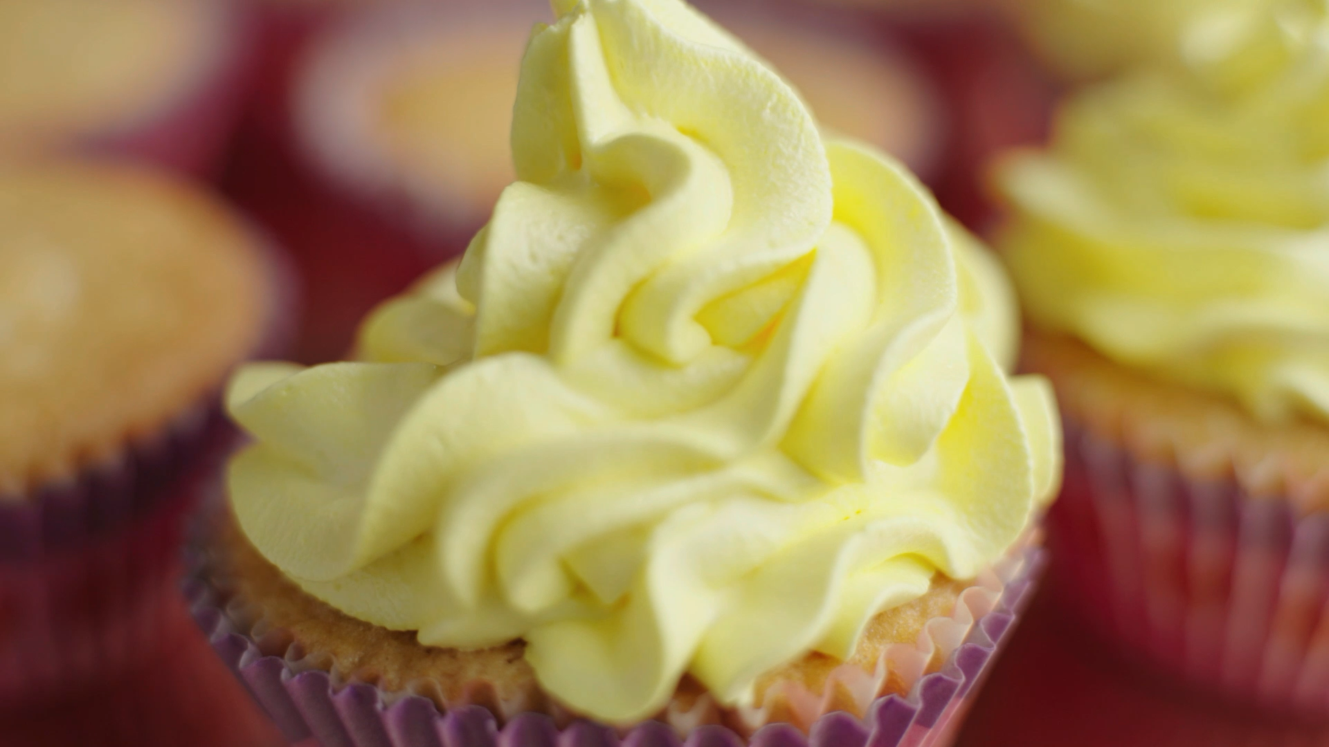 easy to make swiss meringue frosting recipe takes 10 minutes with only one bowl